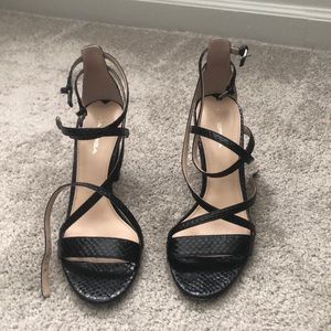 Via Spiga V-Leah Black Heels